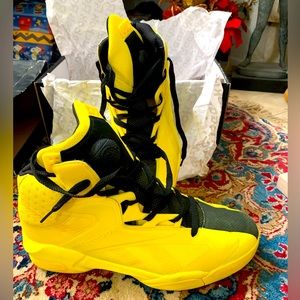 Reebok Shaq Attack Pump size 11 1/2